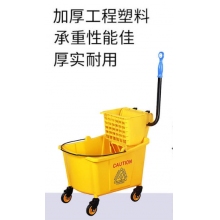 榨水車