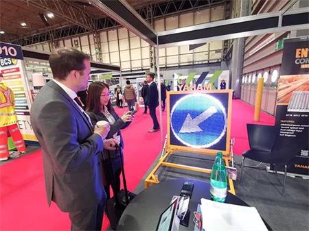 智能手持終端設備 智能手持終端設備